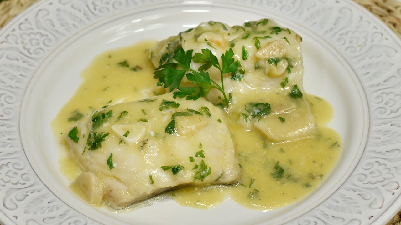 bacalao en salsa verde y cebolla