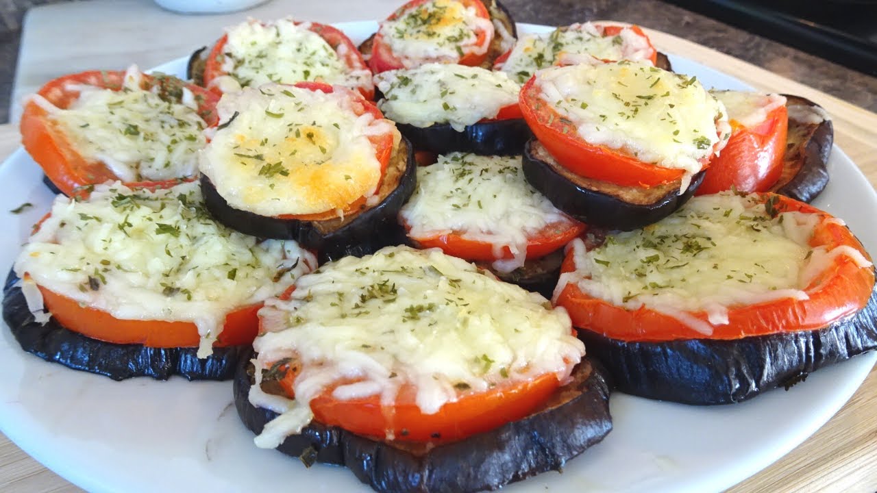 berenjena con tomate al horno