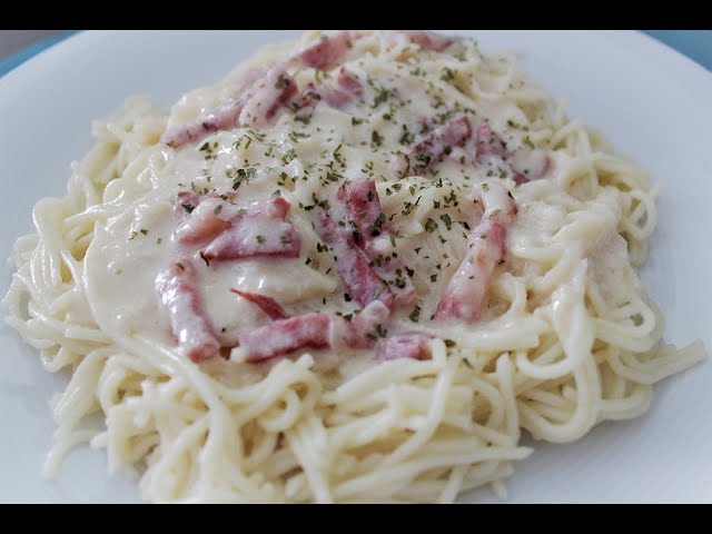 espagueti a la carbonara con leche evaporada