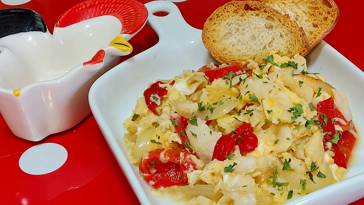 revuelto de migas de bacalao