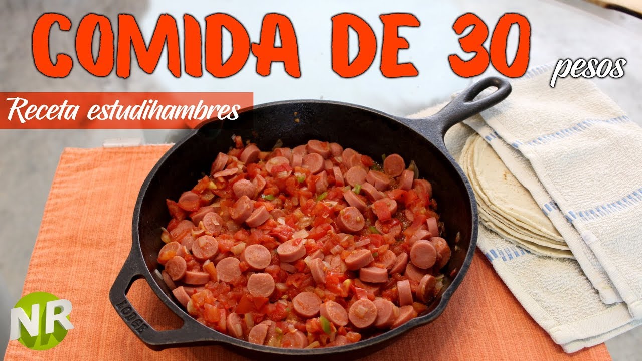 salchichas con tomate y cebolla