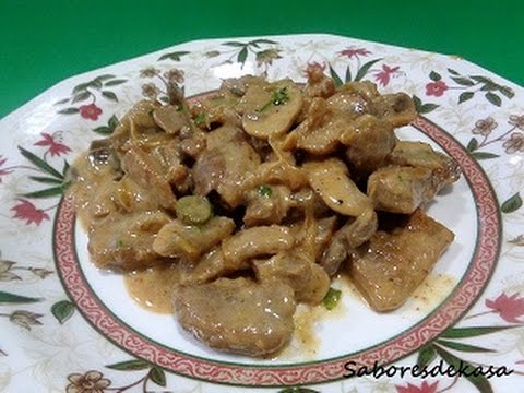 secreto en salsa de champiñones