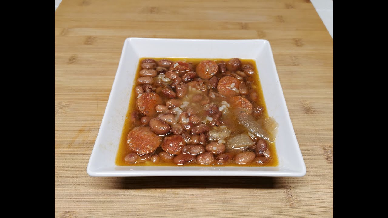 alubias pintas con arroz y chorizo