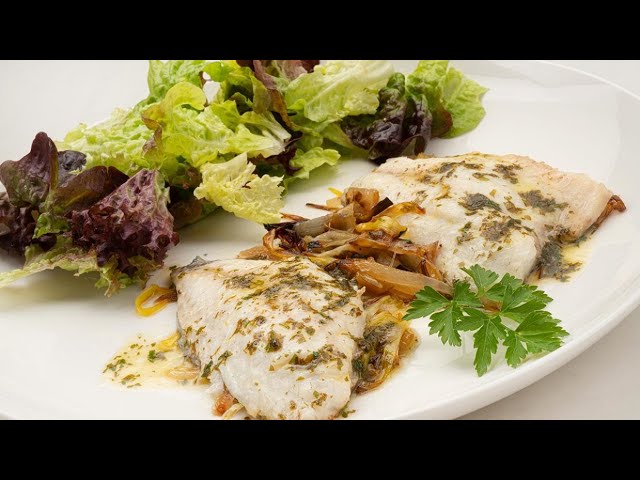 dorada al horno con limón y vino blanco