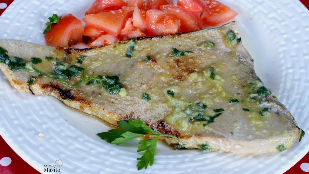 emperador a la plancha con ajo y perejil