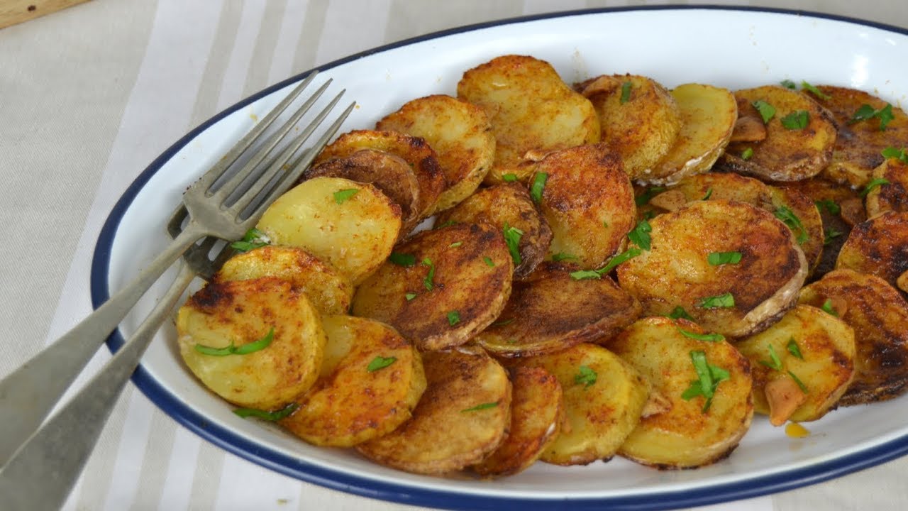 patatas al horno en rodajas gordas