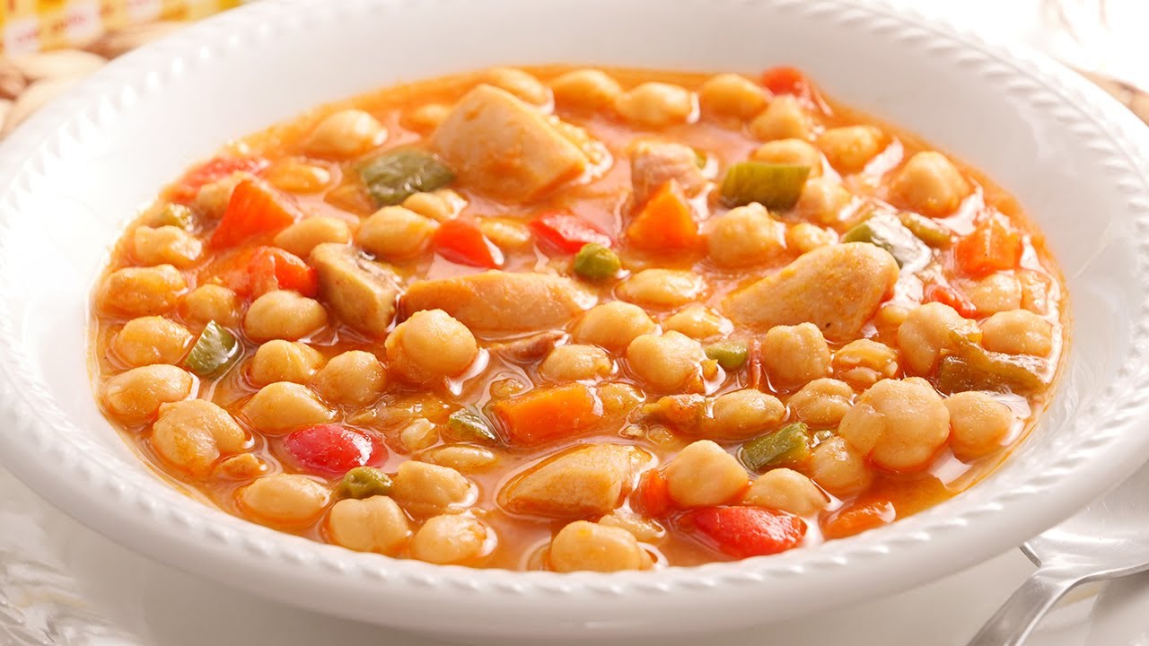 receta cocido con garbanzos de bote y pollo