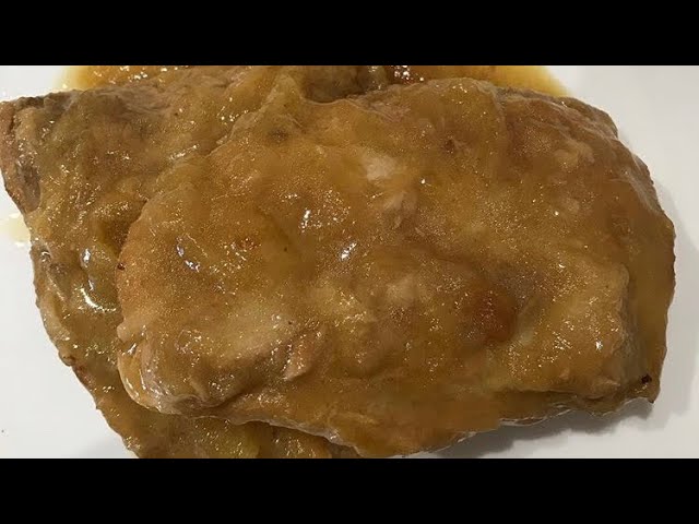 secreto en salsa de cebolla